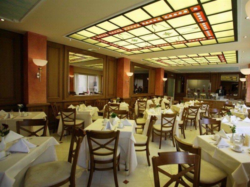 Park Hotel Volos Exterior foto