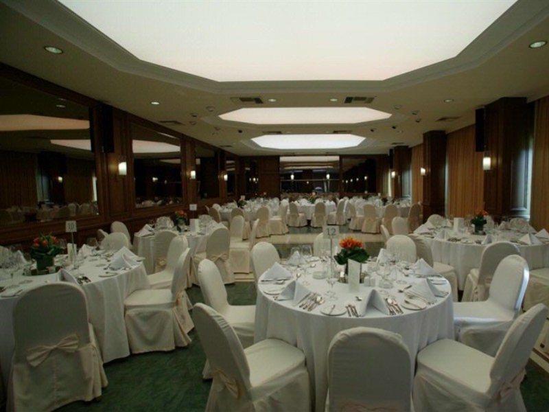 Park Hotel Volos Exterior foto