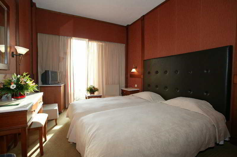 Park Hotel Volos Exterior foto